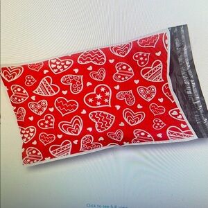 10- Red Heart Patterned Mailer